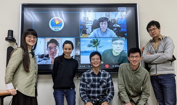 Hackathon Team IES-Geodynamics, led by Dr. Tan, is pictured.